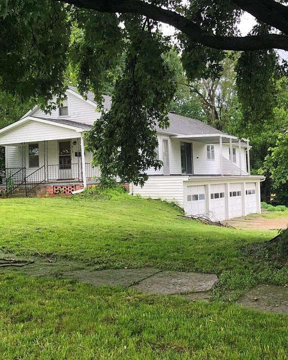 2nd image of 613E E Thompson St