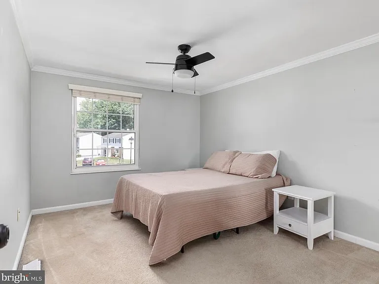 8490 Magic Tree Ct — Photo 4