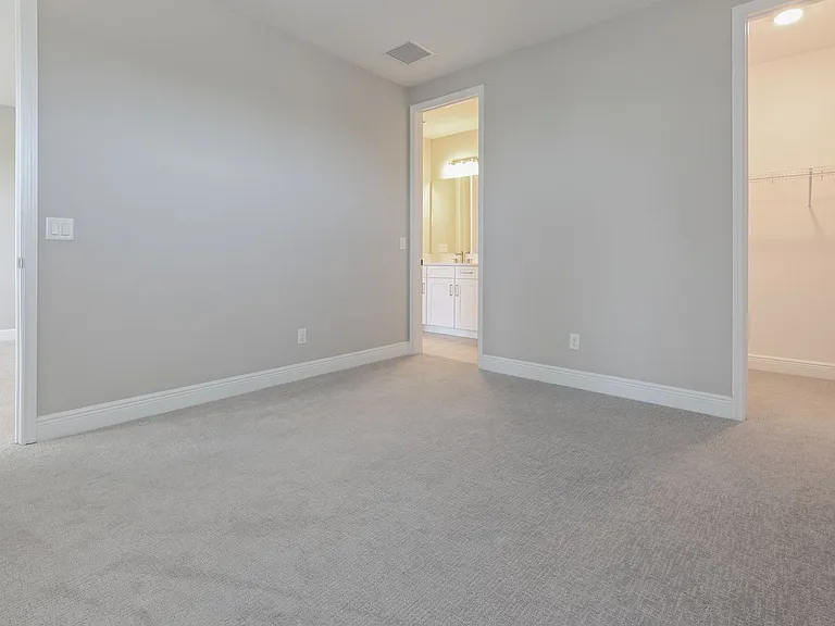 6133 Lungo Lago Dr — Photo 36