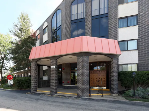 4901 Golf Rd APT 105, Skokie, IL 60077
