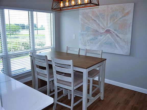 5th image of 650 Windrush Bay Dr Unit 210