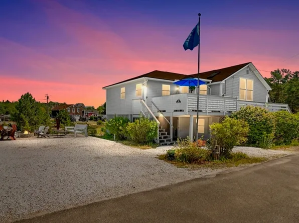 14 Independence Way, Newbury, MA 01951