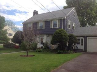 20 Elm St, Woburn, MA 01801