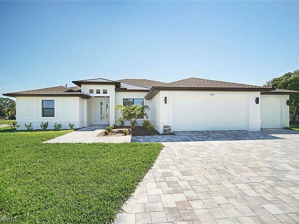 1st image of 2919 SW 11th Place Cpe