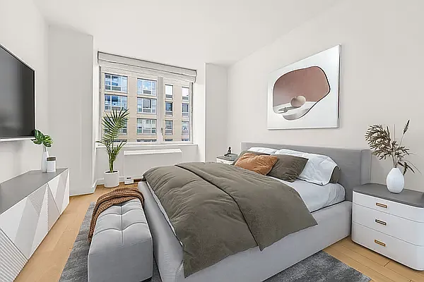 Rented by SERHANT. | media 44