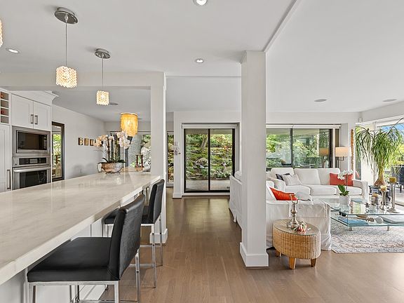 4th image of 2202 Folkestone Way #47
