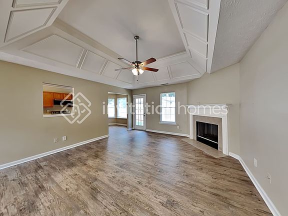 5th image of 4420 Summit Heights Dr