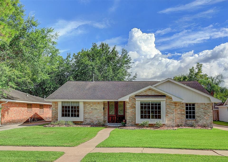 1st image of 5511 Dumfries Dr