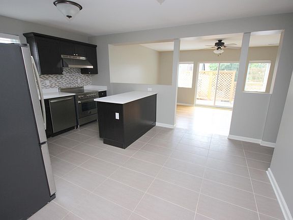 3rd image of 816 S Negley Ave APT 3