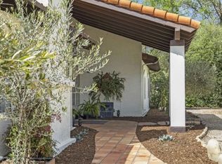 127 Fairway Ln, Ojai, CA 93023