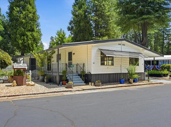 31 Candy Ln, Grass Valley, CA 95945