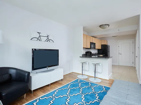 800 4th St SW, Washington, DC