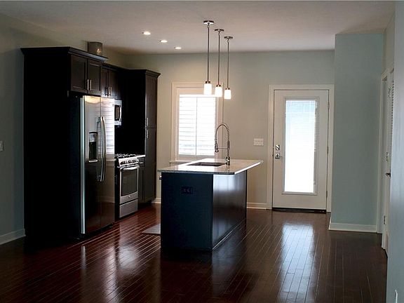 2nd image of 17 Atterbury Blvd