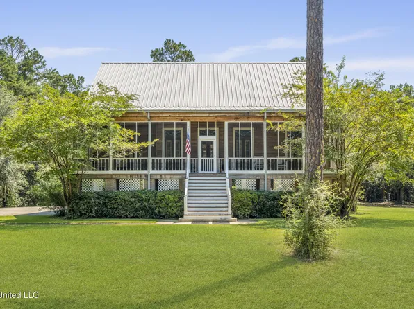 7711 Cuevas Town Rd, Picayune, MS 39466