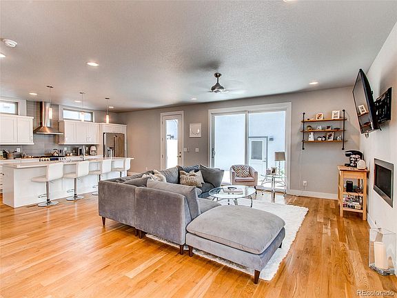 2nd image of 3227 W 19th Ave