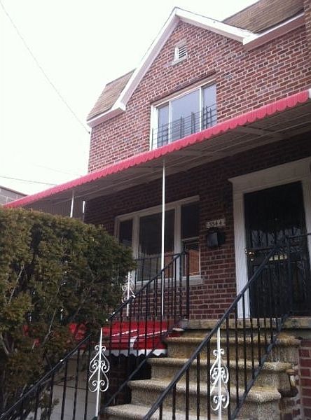 1st image of 3344 Pearsall Ave