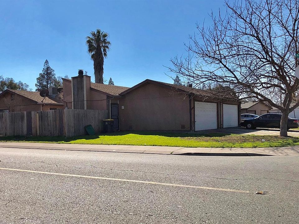 2nd image of 3406 Charleston Ct