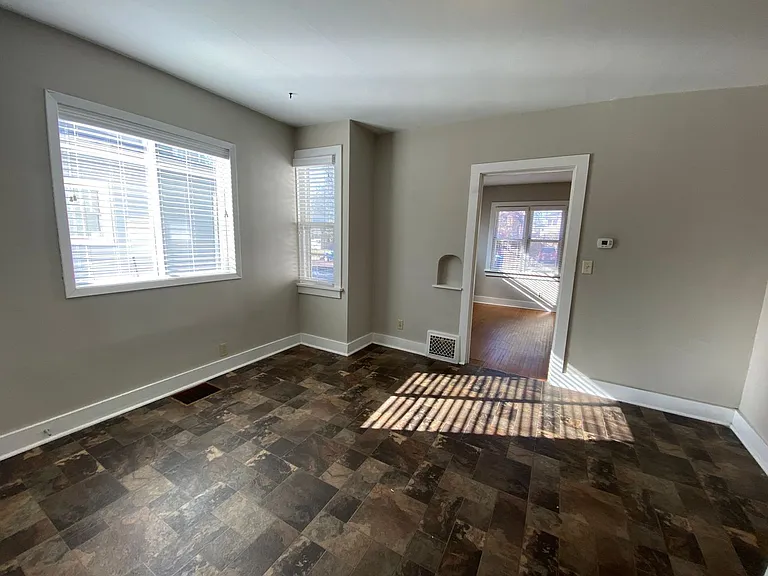 1400 S Center Ave #1-4 — Photo 8