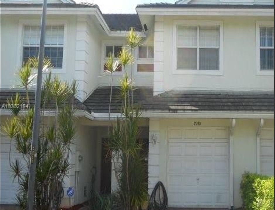 1st image of 2992 NW 30th Ave