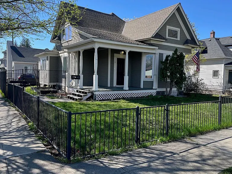 E Indiana Ave — Photo 3