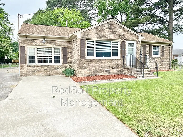 119 Cindy Cir — Photo 2