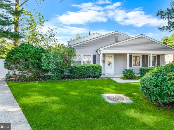 1709 Gunwood Pl, Crofton, MD 21114