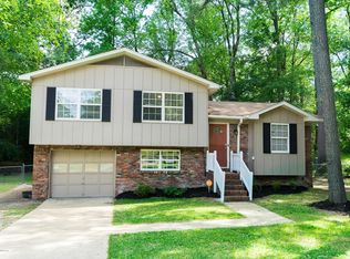 2449 Debbie Dr, Birmingham, AL 35215