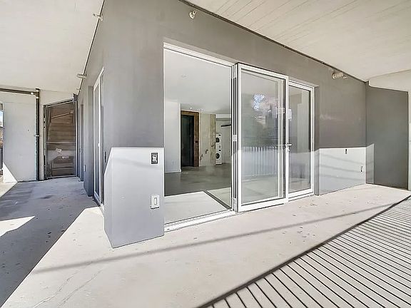 5th image of 651 New York Ave APT 204