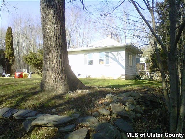 2nd image of 465 Cherrytown Road