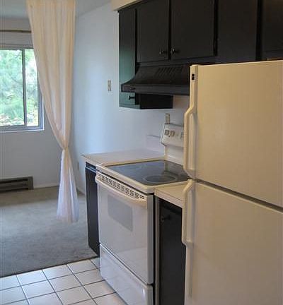 5th image of 17112 NE 45th St APT 52