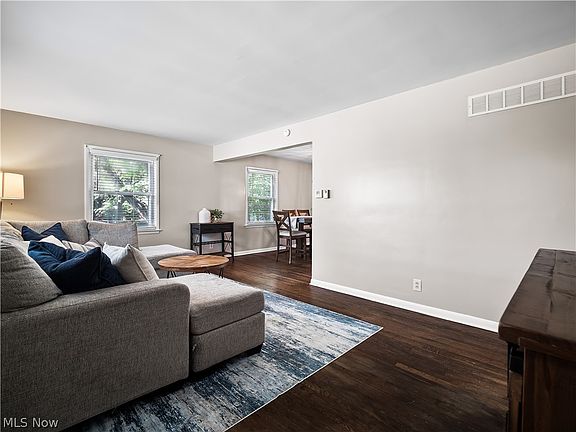 4th image of 3196 9th St