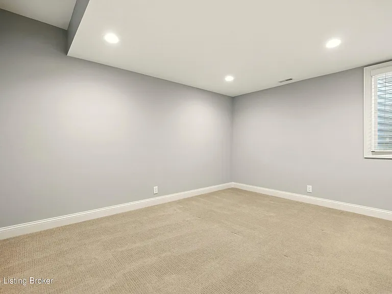 8707 Featherbell Blvd — Photo 43