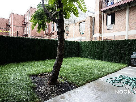 5th image of 48 Jefferson St #1S
