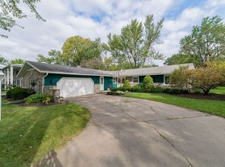 3200 W Woodbridge Dr, Muncie, IN 47304