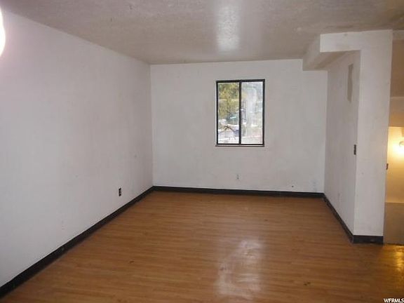 5th image of 729 W Jackson Park Pl