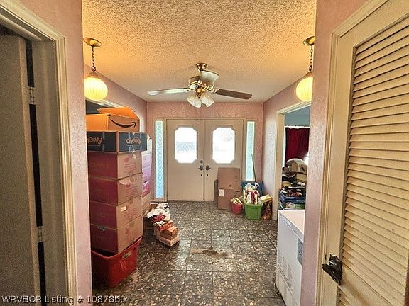 2nd image of 10201 Seven Oaks Rd