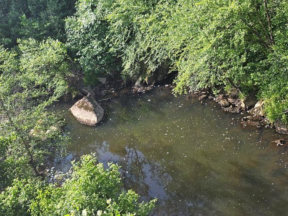 2nd image of 40 Lunenburg County Rd