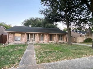10822 Mackenzie Dr, Houston, TX 77086