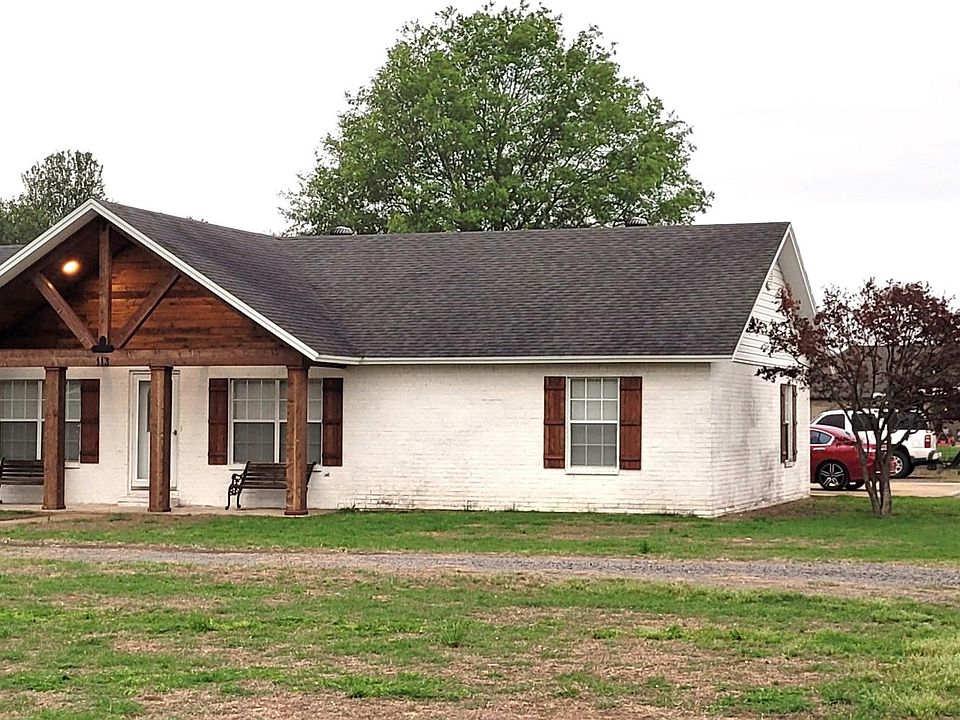 1st image of 113 Woodruff #411