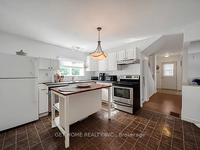 173 Barrie Rd — Photo 9