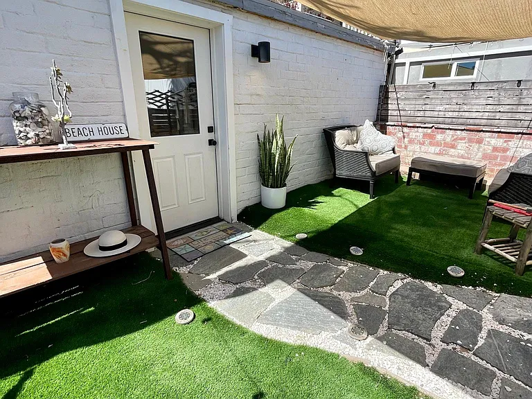 328 La Veta Ave #STUDIO — Photo 4