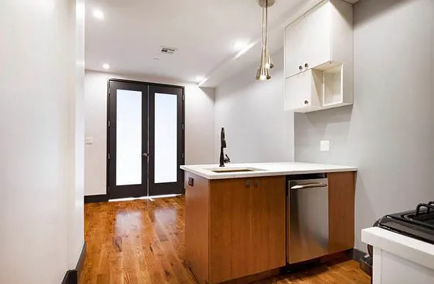 Rented by Hagstrom Management Inc | media 9