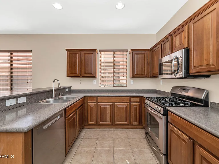 40291 N La Cantera Dr — Photo 3