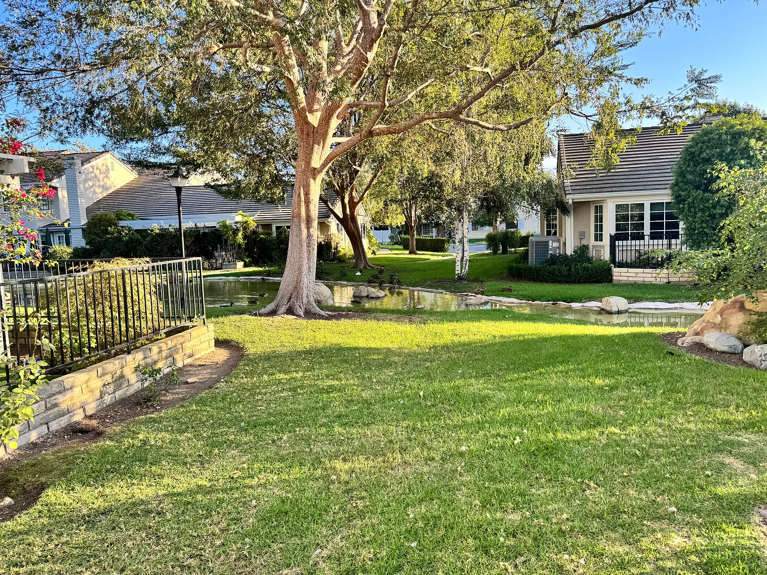 3 bed, 1831 sqft, $7,500 — Photo 2
