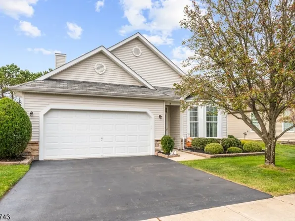 39 Country Walk Blvd, Manchester Twp., NJ 08759