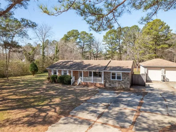 228 Luray St, Chesapeake, VA 23323