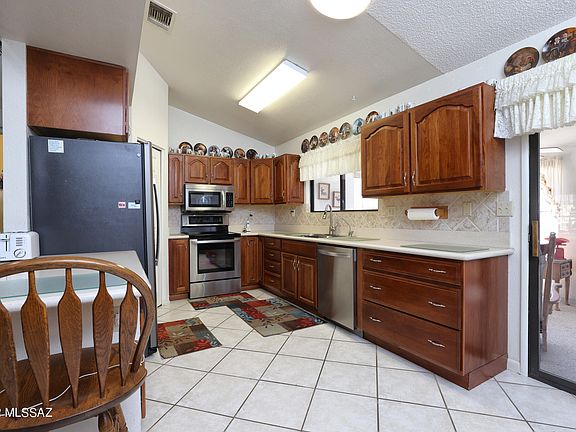 4th image of 2731 W Ironwood Hill Dr