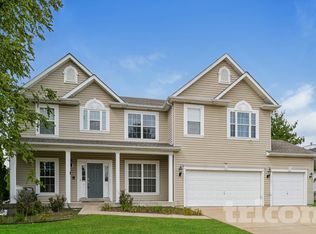 742 Chancellorsville Dr, Wentzville, MO 63385