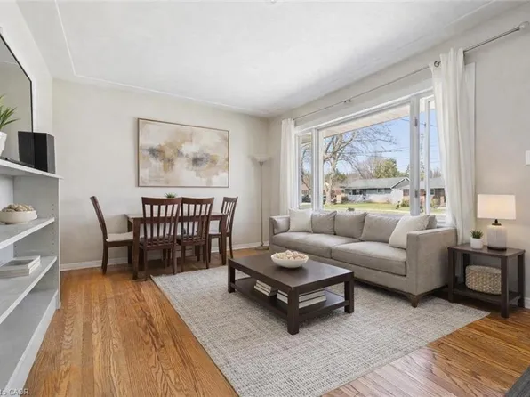 58 Vancouver Dr, Guelph, ON N1E 2E9