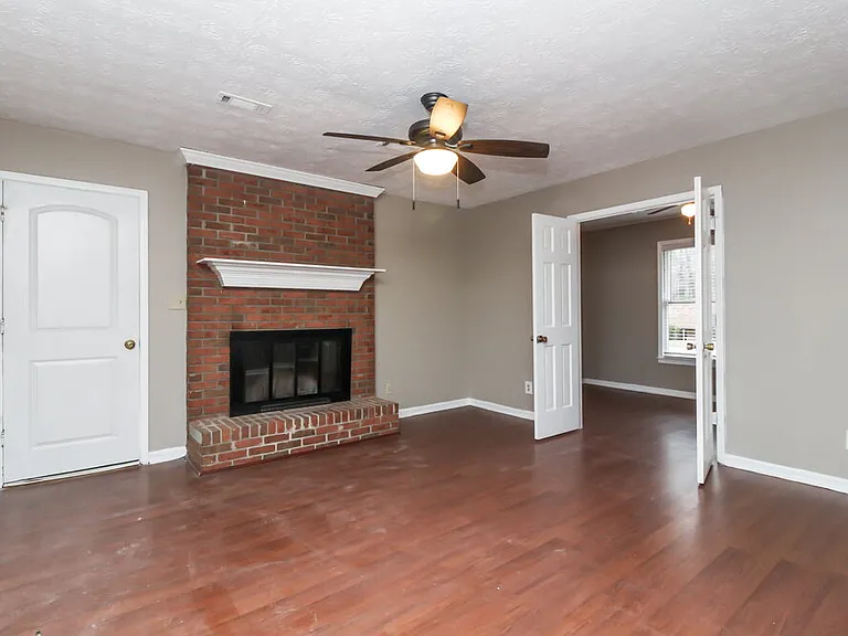 505 Planceer Pl — Photo 8